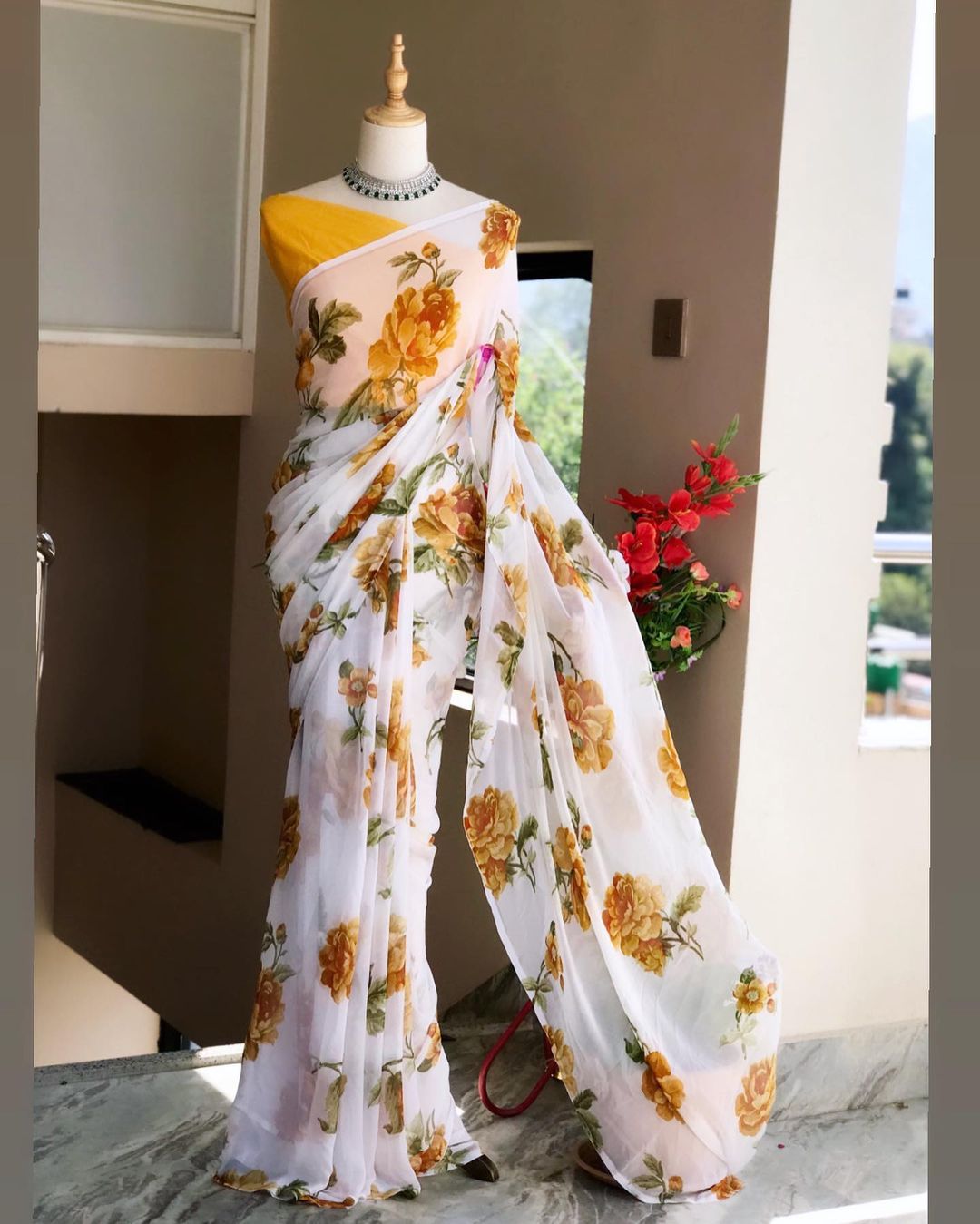 VK 4052 Digital Printed Soft Georgette Sarees Wholesale Clothing Suppliers In India
